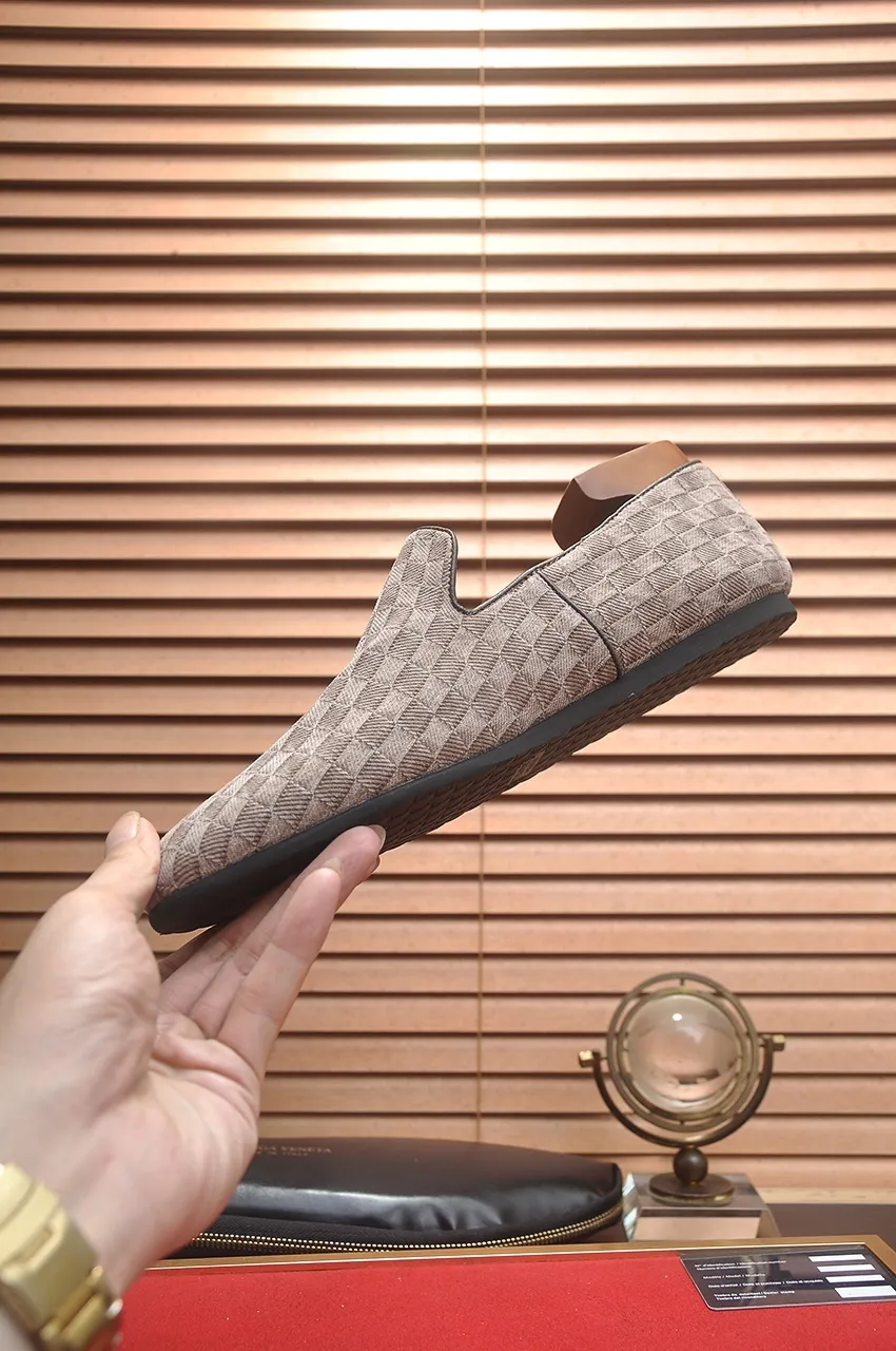 Men's shoes 💰460💶 [Botteg Venetta (BV)] (wallet shoes) exclusive new model official website new model The upper is made of high-quality top calfskin. Delicate feel and flowing luxurious texture. Tailored for refined men to create a noble aura. Delicate and regular Mark hand stitching. Smooth lines. Full sheepskin lining, comfortable to wash sweat. 38-44